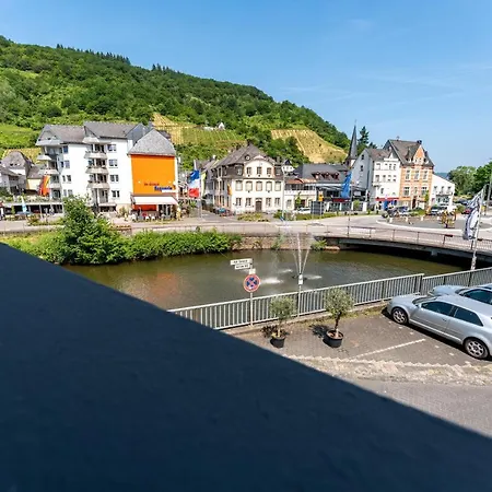 Moselresidenz Bellevue Alf Apartment Alfbach Exterior foto